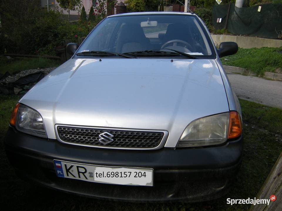 Suzuki Swift 10 2001r benzyna 80 bezwypadkowy Rok produkcji 2001 Kraków sprzedam
