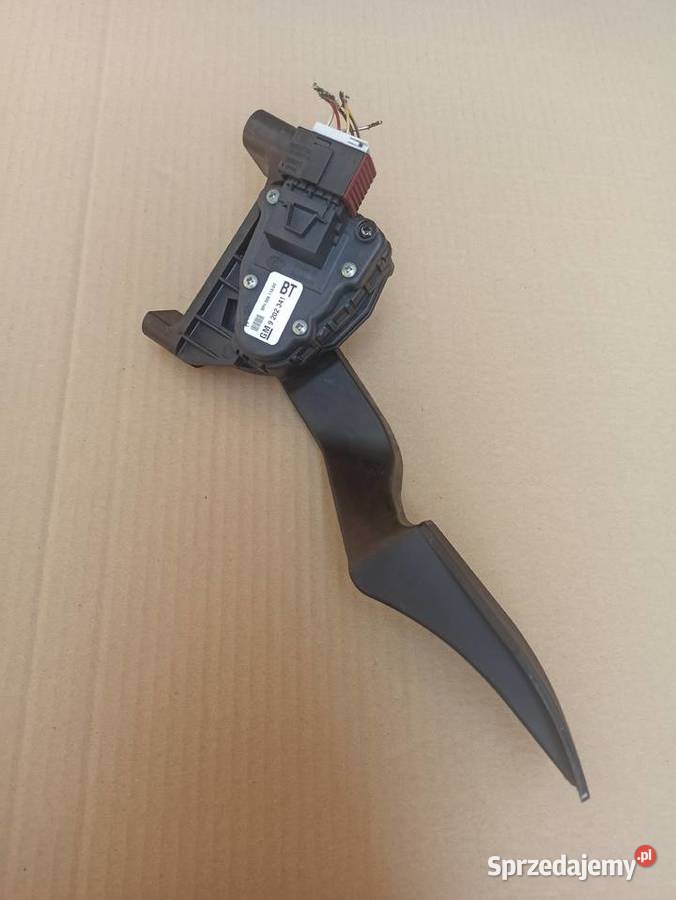 POTENCJOMETR GAZU Opel Zafira A 20DTI 9202341BT Wyposażenie wnętrza Bolesławiec sprzedam