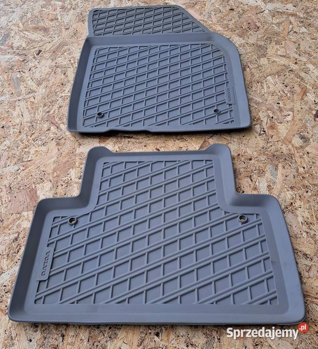 Dywaniki gumowe Volvo S40 V50 20042012 39807168 osobowe dolnośląskie