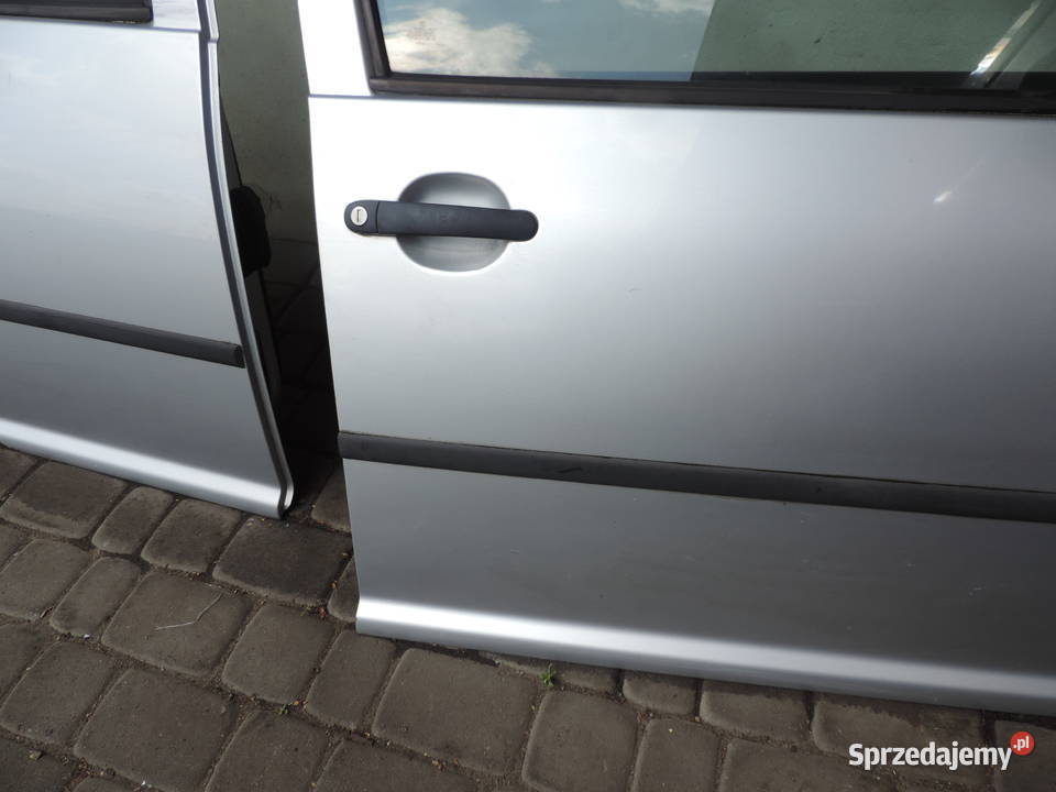 DRZWI PRAWY PRZÓD VW BORA SEDAN LA7W małopolskie Nowy Sącz
