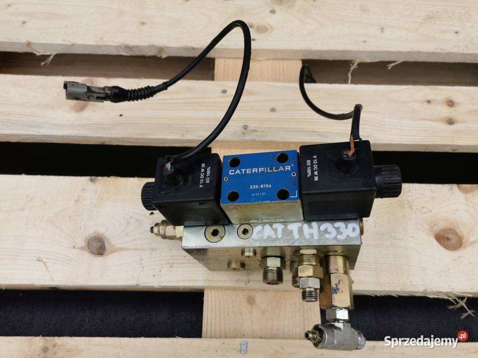 Blok zaworowy tylnego zaczepu Cat TH 330B Wilkowo