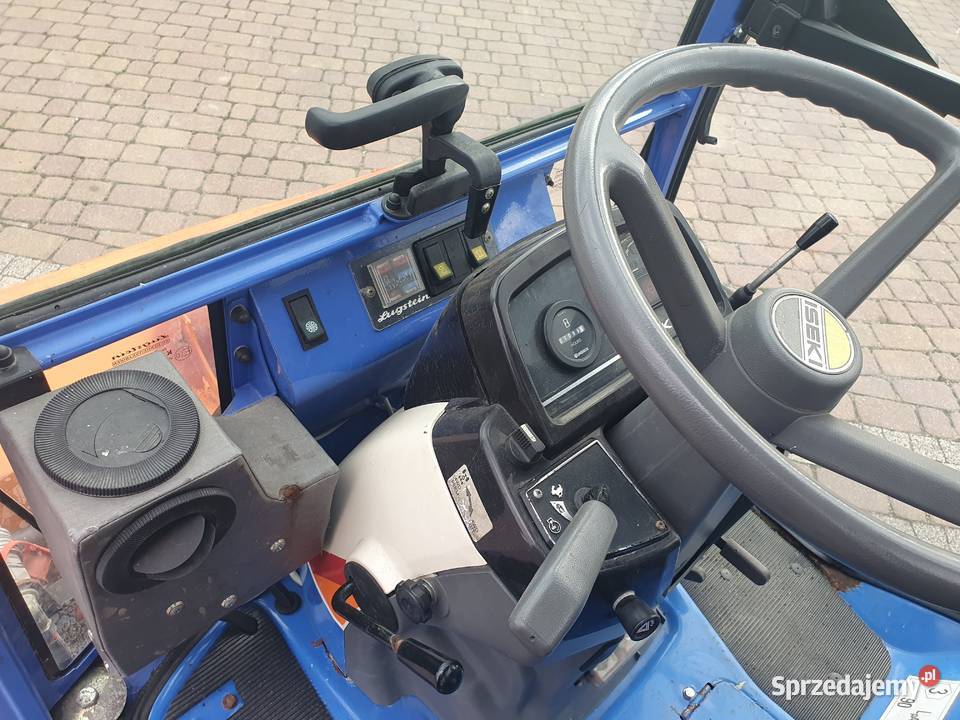 Kosiarka profesjonalna Iseki SF230 23 kabina Kobiele Wielkie sprzedam