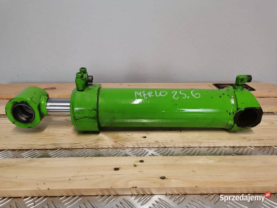 Cylinder hydrauliczny kompensacji Merlo P 256 Wilkowo