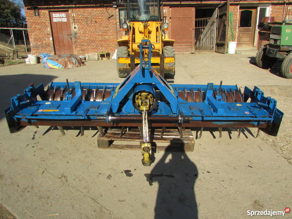 Agregat aktywny Brona RABE WERK 3m wał Packera z Miechów