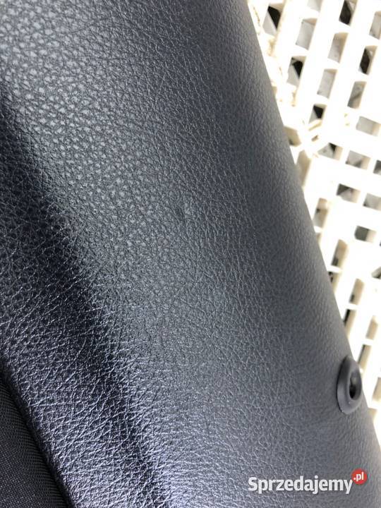 BOCZEK DRZWI PRAWY PRZÓD BMW F20 Hatchback 1119