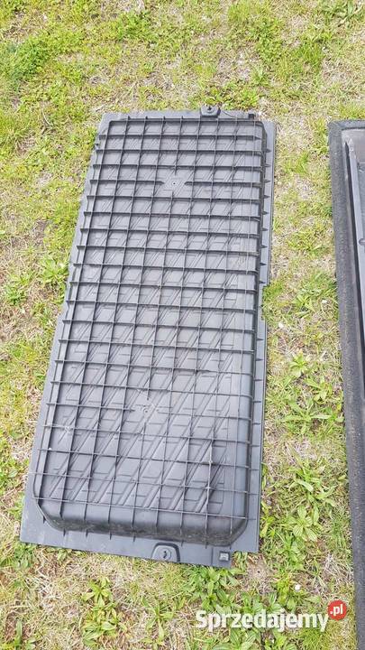 Podłoga bagażnika kompletna Volvo V 70 2005 Motoryzacja Kozienice