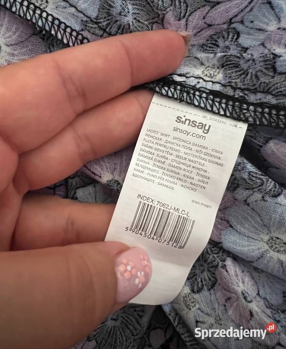 Nowa długa spódnica w kwiaty z rozporkiem 40 42 Spódnice i sukienki Puławy sprzedam