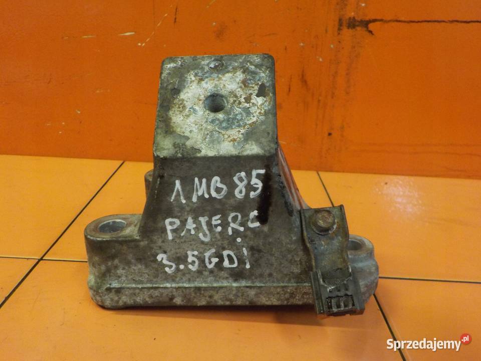 MITSUBISHI PAJERO 35 GDI 04r 203 6G74 lapa osobowe mazowieckie Suków