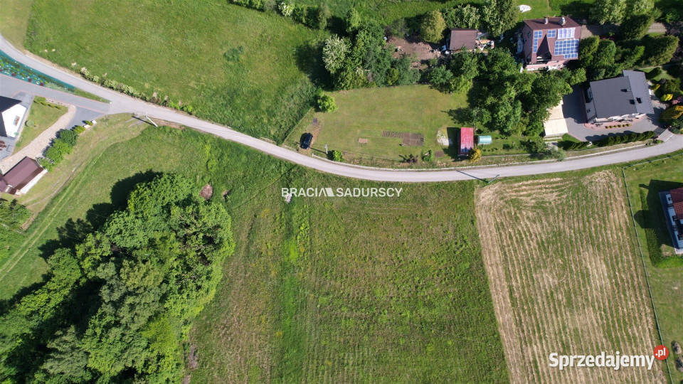 Grunt 1070m2 Byszyce małopolskie