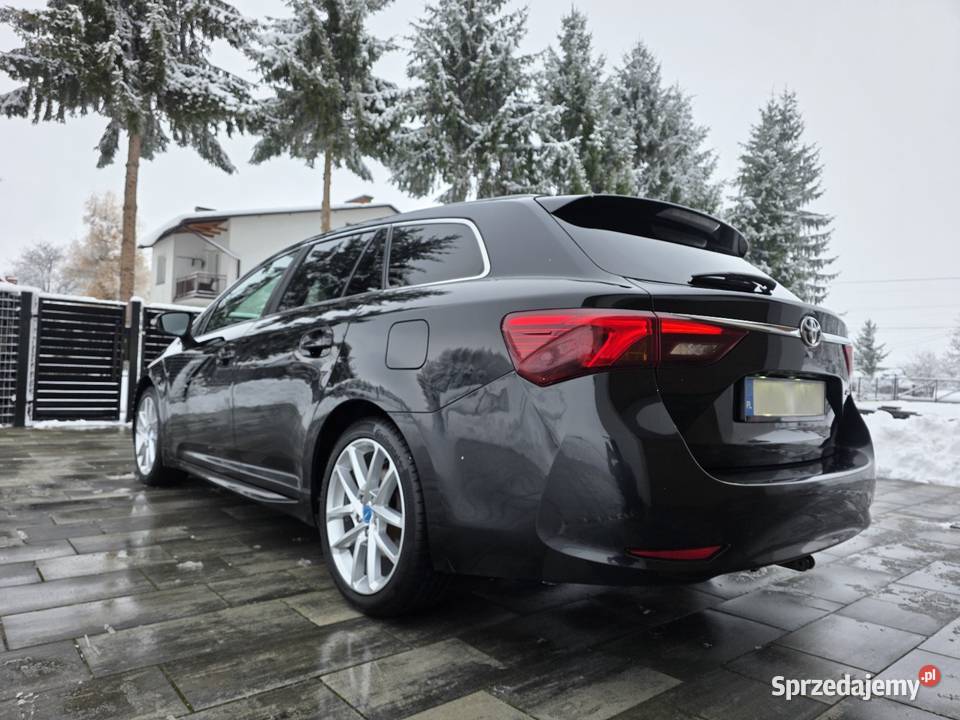 Toyota Avensis 18 Valvematic automat sran lakier metallic Niedomice