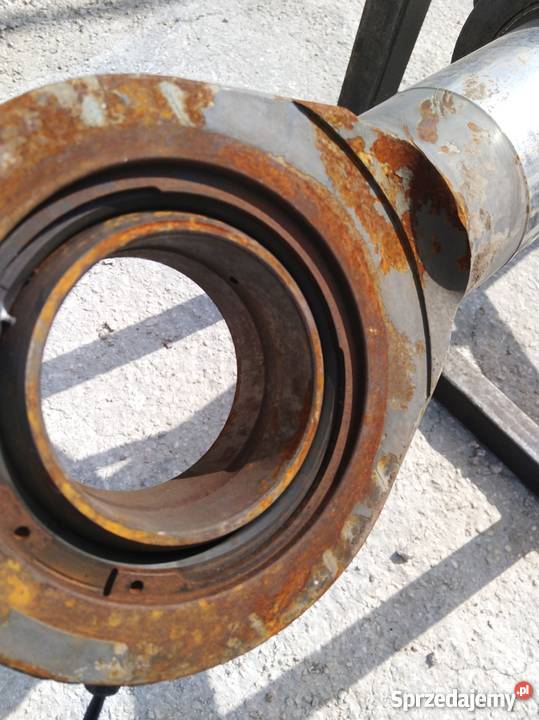 Siłownik Volvo EC390 EC 340 360 380 390 460 D217