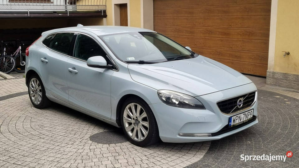Volvo V40 Navi Kamera Prosty Silnik 6 Bieg Zarejestrowany w Polsce
