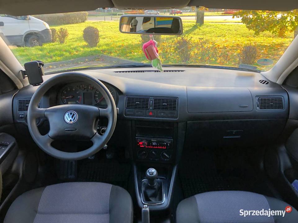Volkswagen Golf 4 Special 75KM
