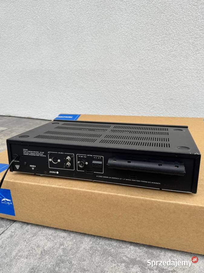Tuner Stereofoniczny Diora AS 642 Stan w pełni Wzmacniacze i pokrewne Elektronika świętokrzyskie sprzedam