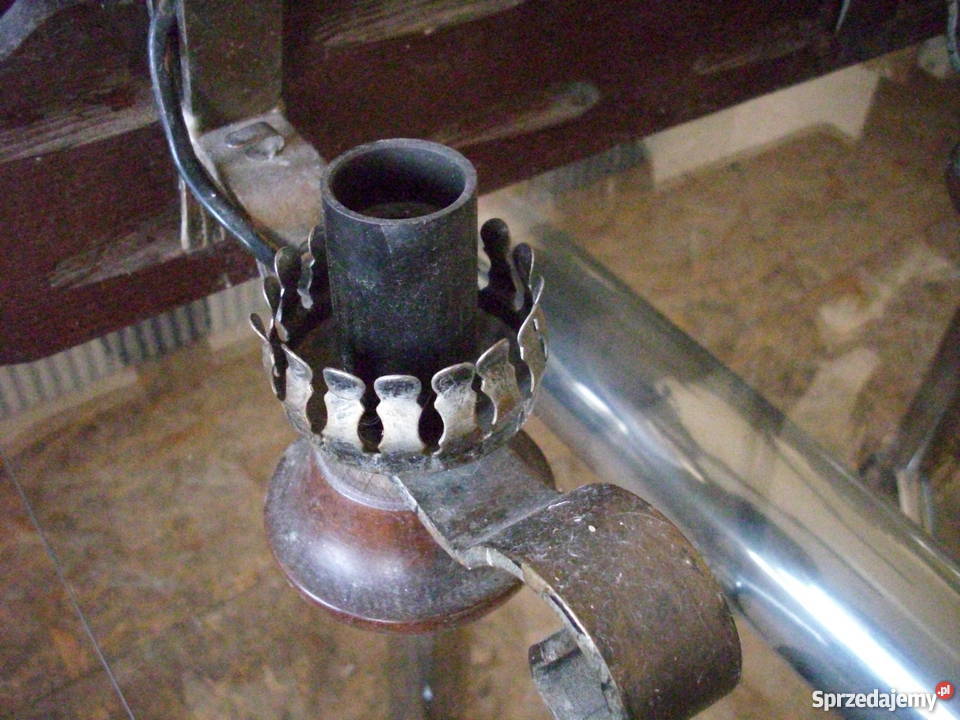 Staryciężkizabytkowy żyrandol do salonu Barlinek