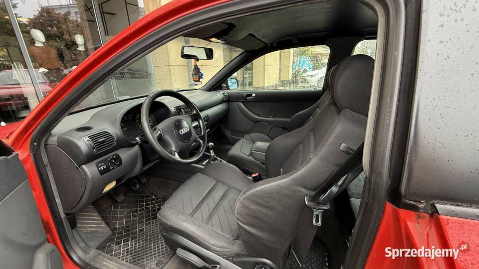 Audi A3 8L uszkodzone czerwony Pruszcz Gdański