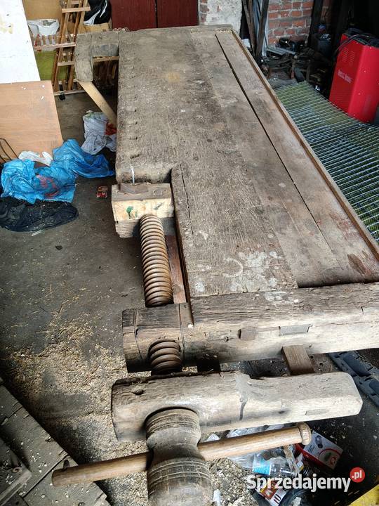 Zabytkowy stół stolarski Kazimierz Biskupi