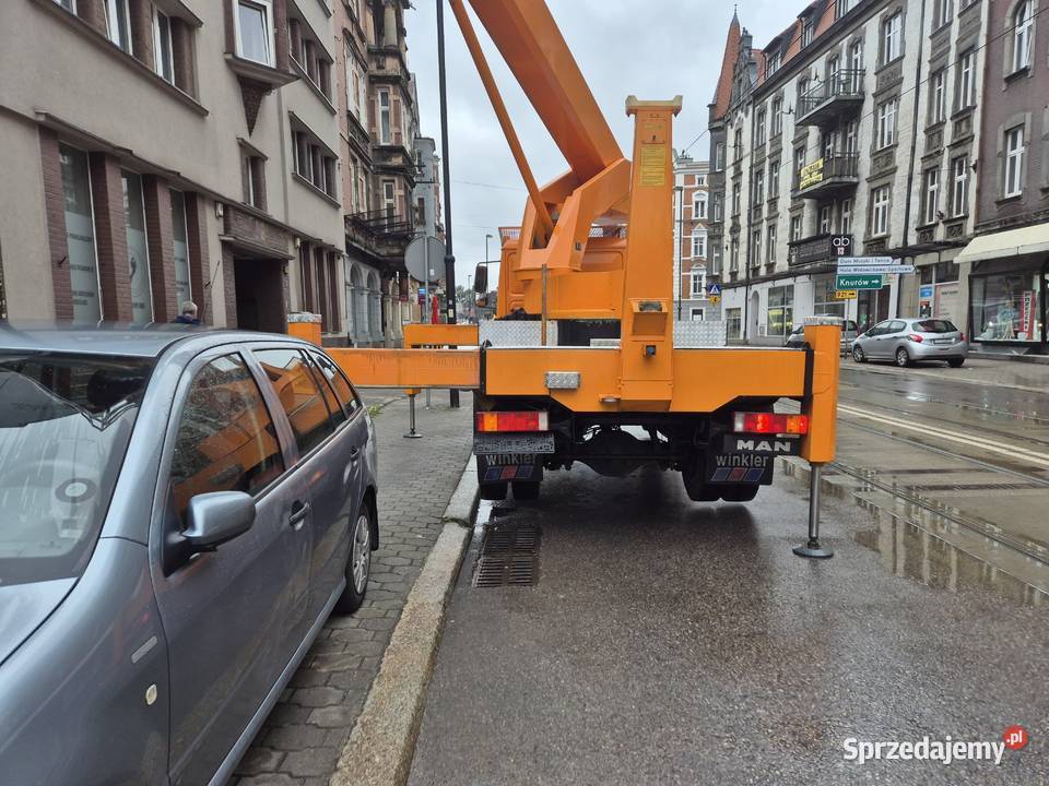 Podnośnik koszowy 30 m bizon Katowice sprzedam