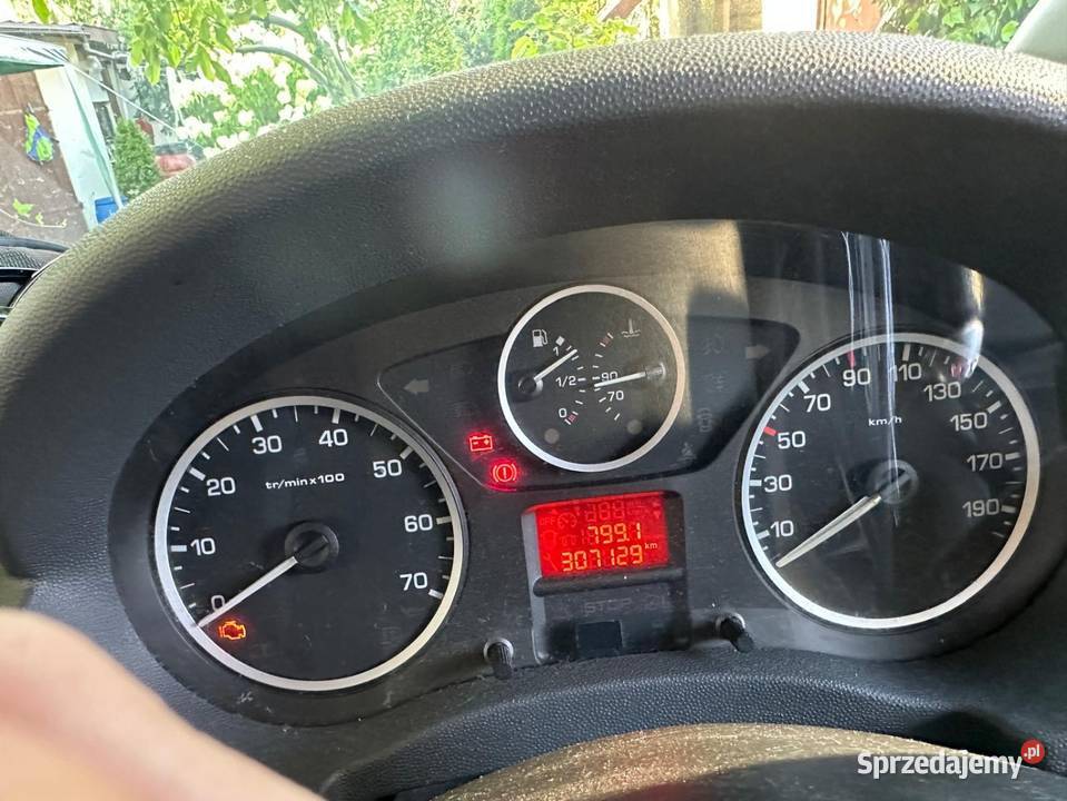 Peugeot Expert 2013 20 HDI 9 osobowy 307000km Tomaszów Mazowiecki