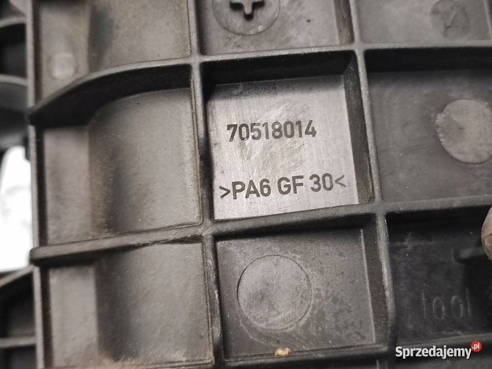 AUDI A5 14r 18 TFSI CJE 170 kolektor ssący osobowe sprzedam