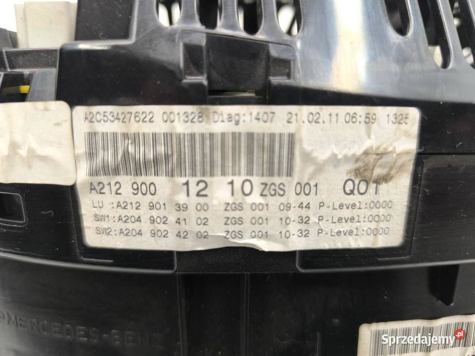 LICZNIK ZEGARY MERCEDES ECLASA W212 22CDI