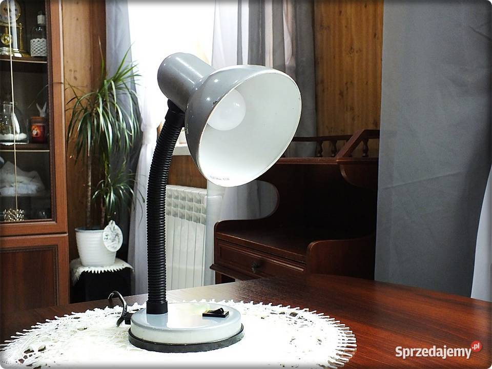 Lampka biurkowa stołowa regulowana Moc 60W długi Żary