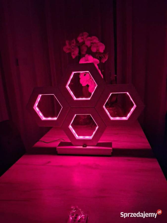 Lampa LED RGB z Drewna Hexagon Pilot Aplikacja Gajewniki-Kolonia