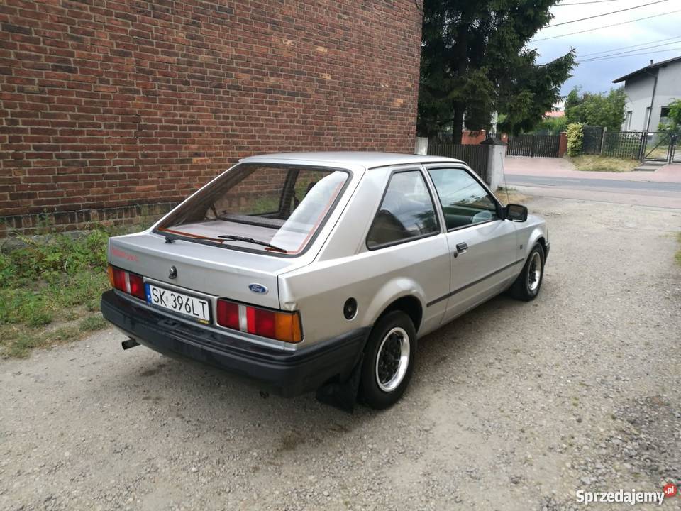 Kultowego Forda Escorta 4 73KM Katowice