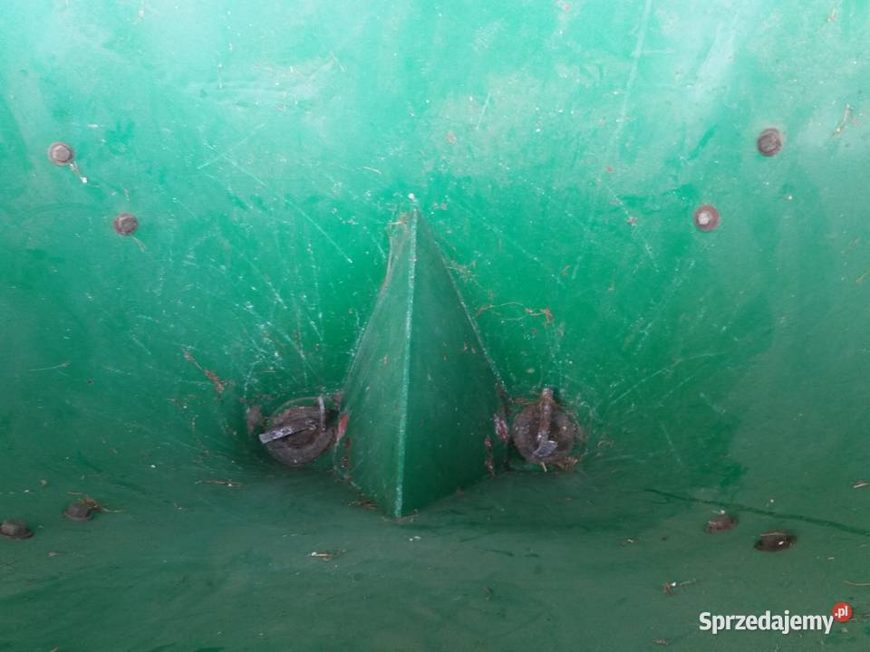 Rozsiewacz nawozu Amazone