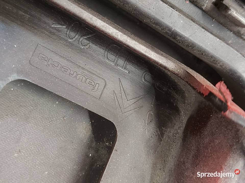 CITROEN DS3 12r zderzak przód 9687534777 osobowe Kielce