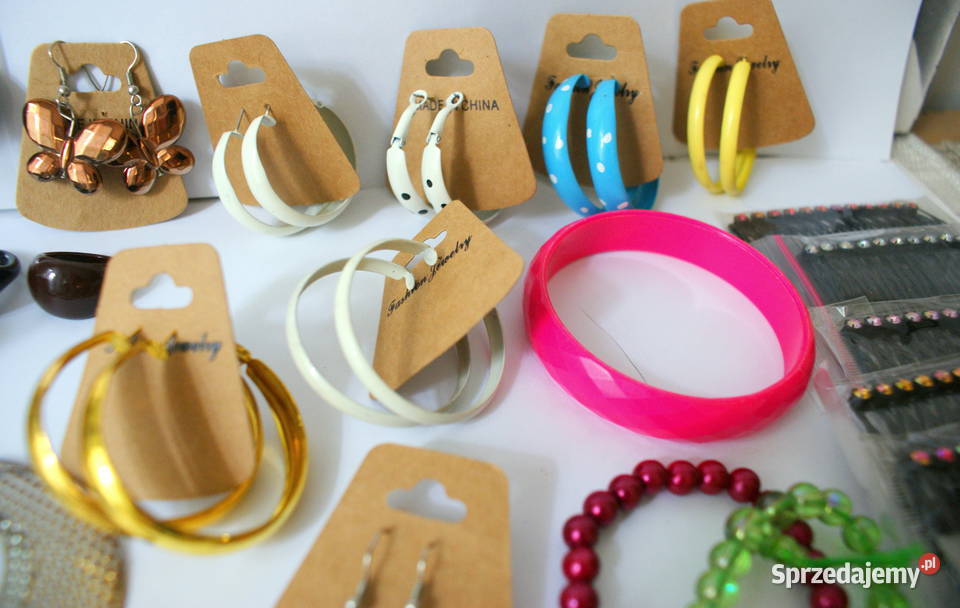 57 zestaw komplet biżuterii kolczyki zlote