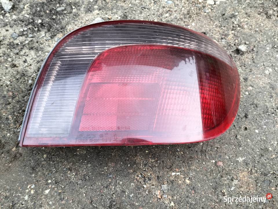 Lampy tył Toyota Yaris I osobowe Sieradz