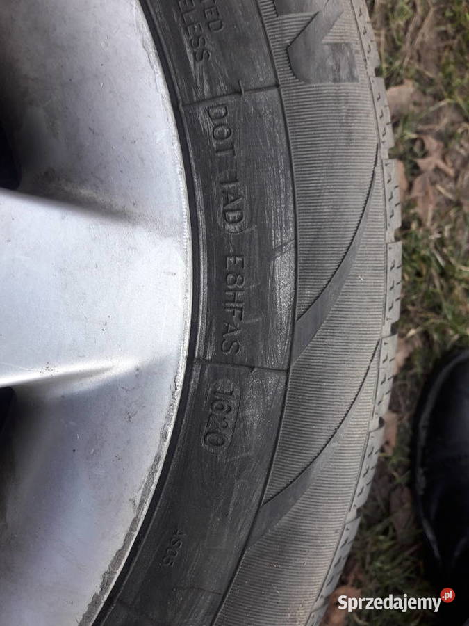 Opony 2 4 Sztuki osobno razem felgi Aluminiowe