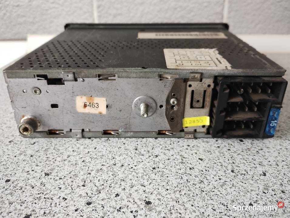 Radioodtwarzacz Audi 80 90 100 sprzedam