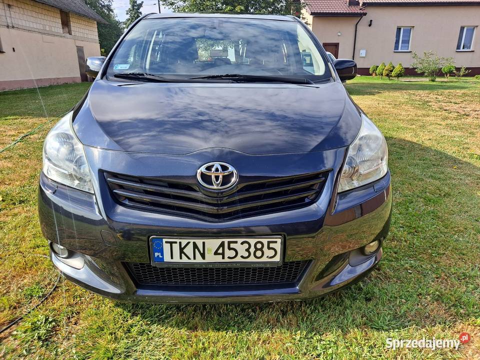 113Toyota Verso Końskie