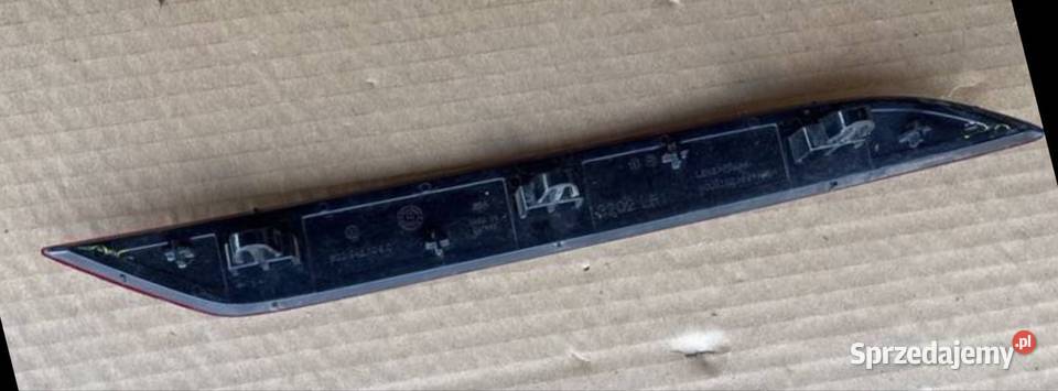 VW GOLF VII LEWY TYŁ ODBLASK ZDERZAKA 5G0945105 osobowe wielkopolskie Międzychód sprzedam