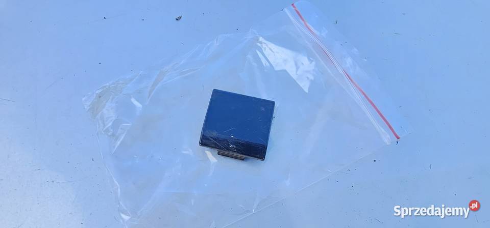 Zaślepka haka holowniczego przód mercedes w203 Zbąszyń