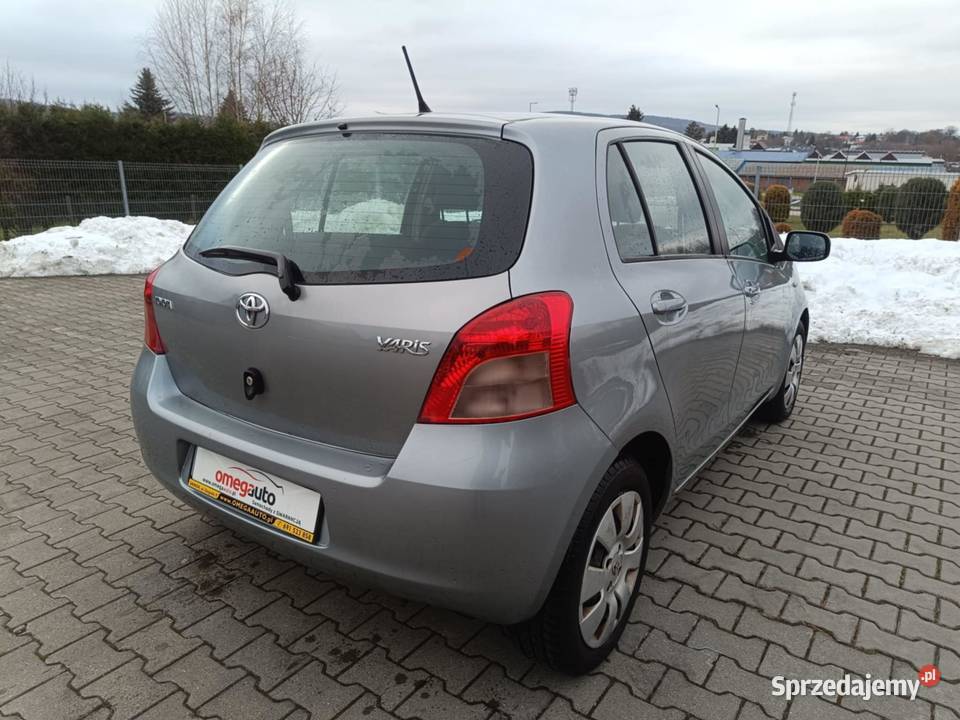 Toyota Yaris II Hatchback 5d 13 i VVTi 86 2007 Sanok sprzedam