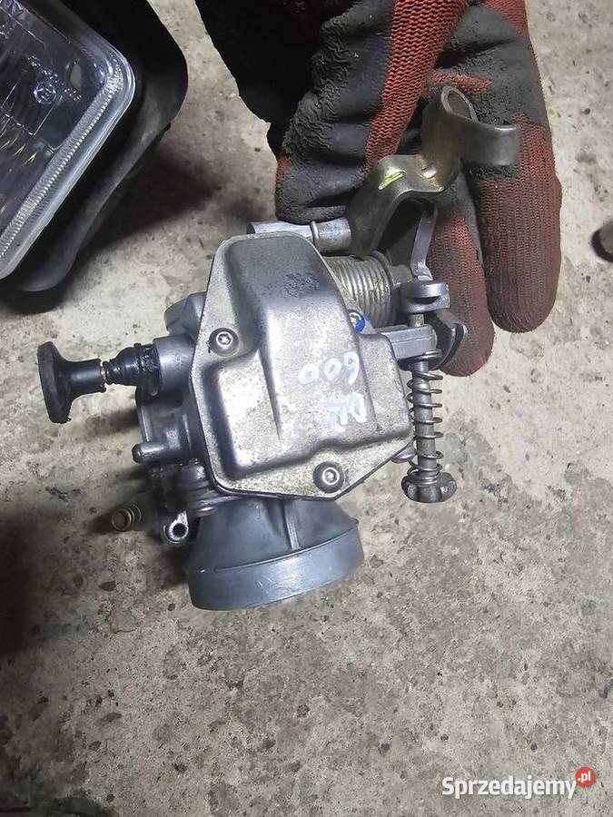 Suzuki DR 600 gaźnik karburator carburator dr600 Jelenia Góra sprzedam