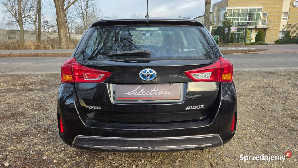 Toyota Auris 18 HSD 136 Kamera Serwisowany II Otwock Mały