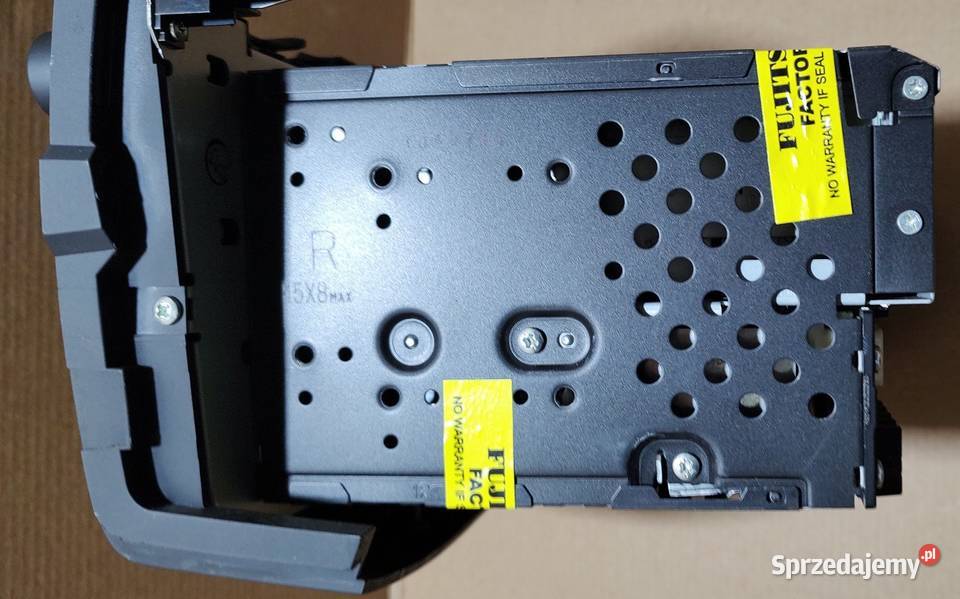 Radioodtwarzacz MP3 OE Toyota Rav4 8612042170 mazowieckie