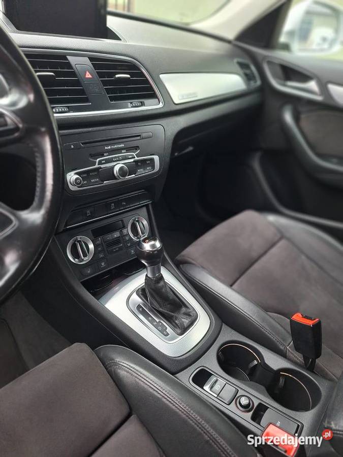 Sprzedam Audi q3 2012 20 tdi 177 z napędem Damasławek