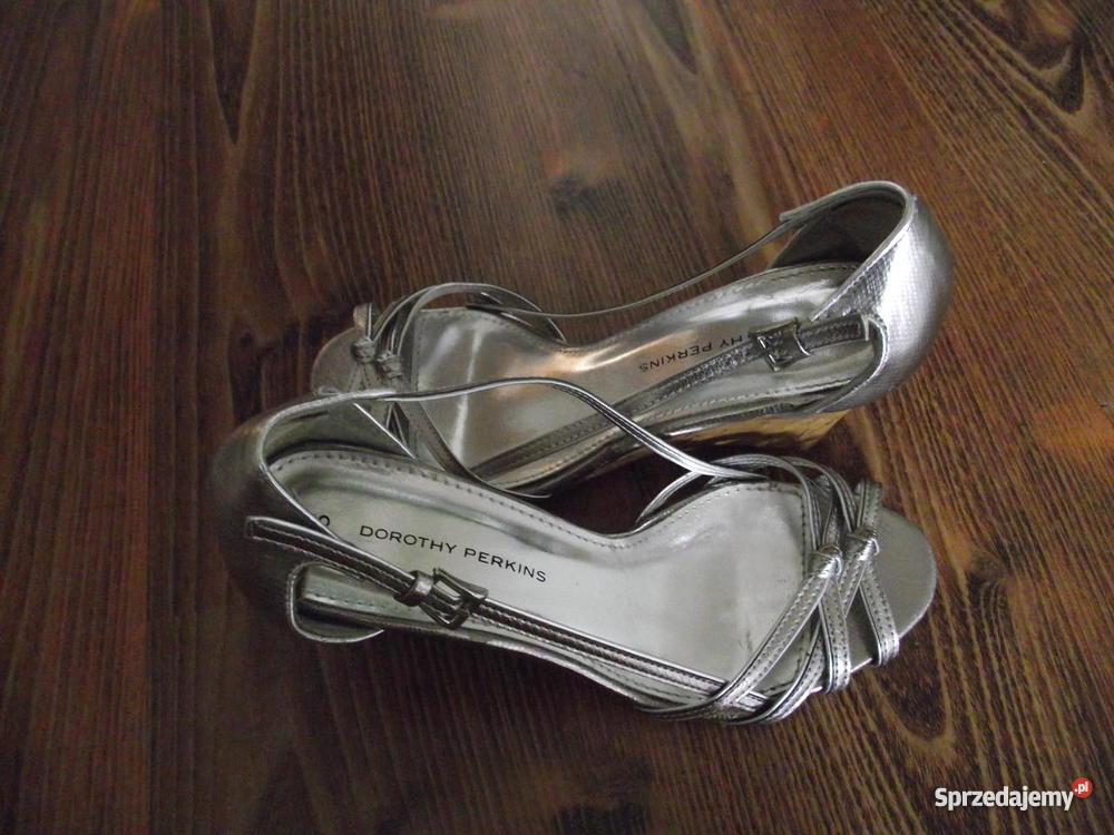 DOROTHY PERKINS SREBRNE NA KOTURNIE Z KORKA r 38 Sandały i klapki wielkopolskie Piła