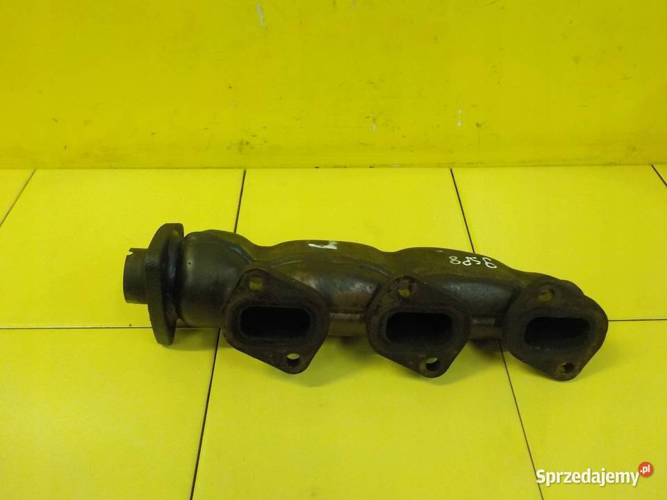 AUDI A5 Q5 30 TDI 10r 239 CAP kolektor wydechowy