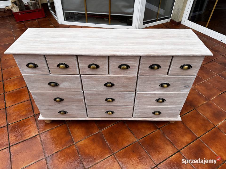 Komoda apteczna drewniana z szufladami bielona mazowieckie sprzedam