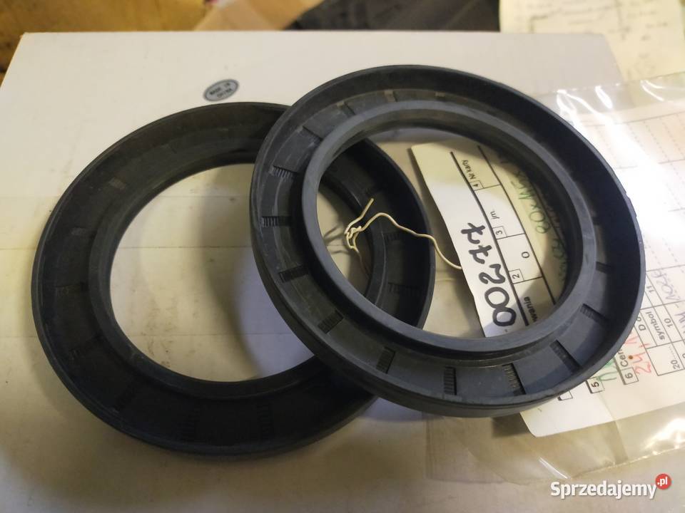 Uszczelniacz piasty koła przyczepa Autosan Sanok Brzozówka