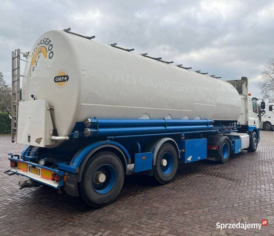 Ciagnik z kompresorem sprezarka Naczepa do Paszy diesel Warszawa