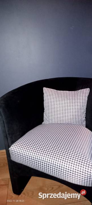 Fotel kubełkowy mało uzywany Sadlno