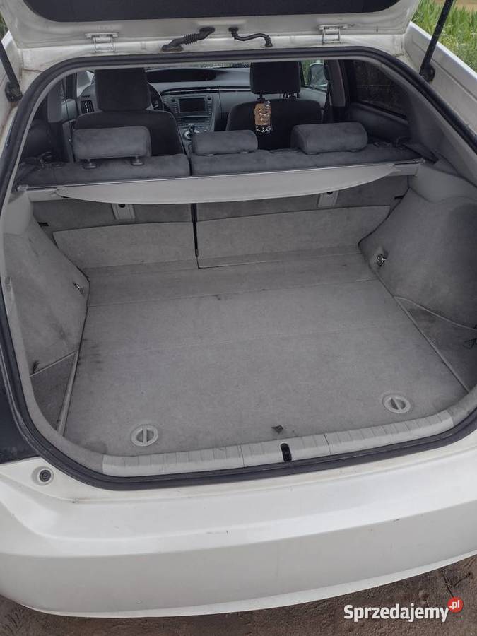 Sprzedam Toyota Prius 3 z 2010 r 18 hybryda asystent parkowania