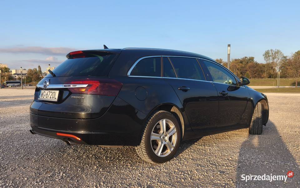 Opel Insignia 20T 250 4X4 Warszawa